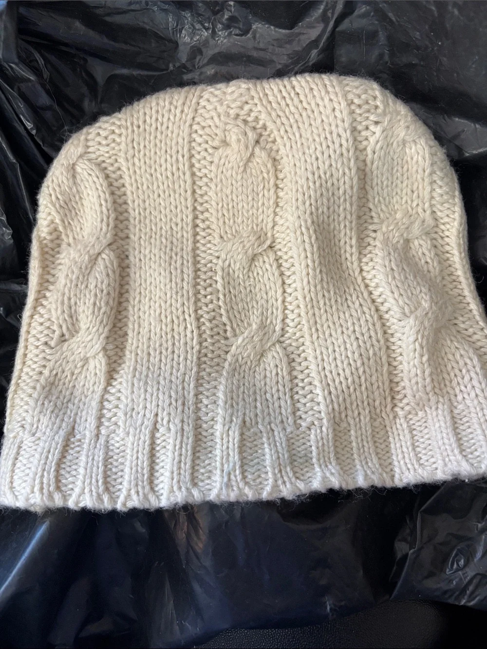 Cozy Cable Knit Girls Hat - Cream